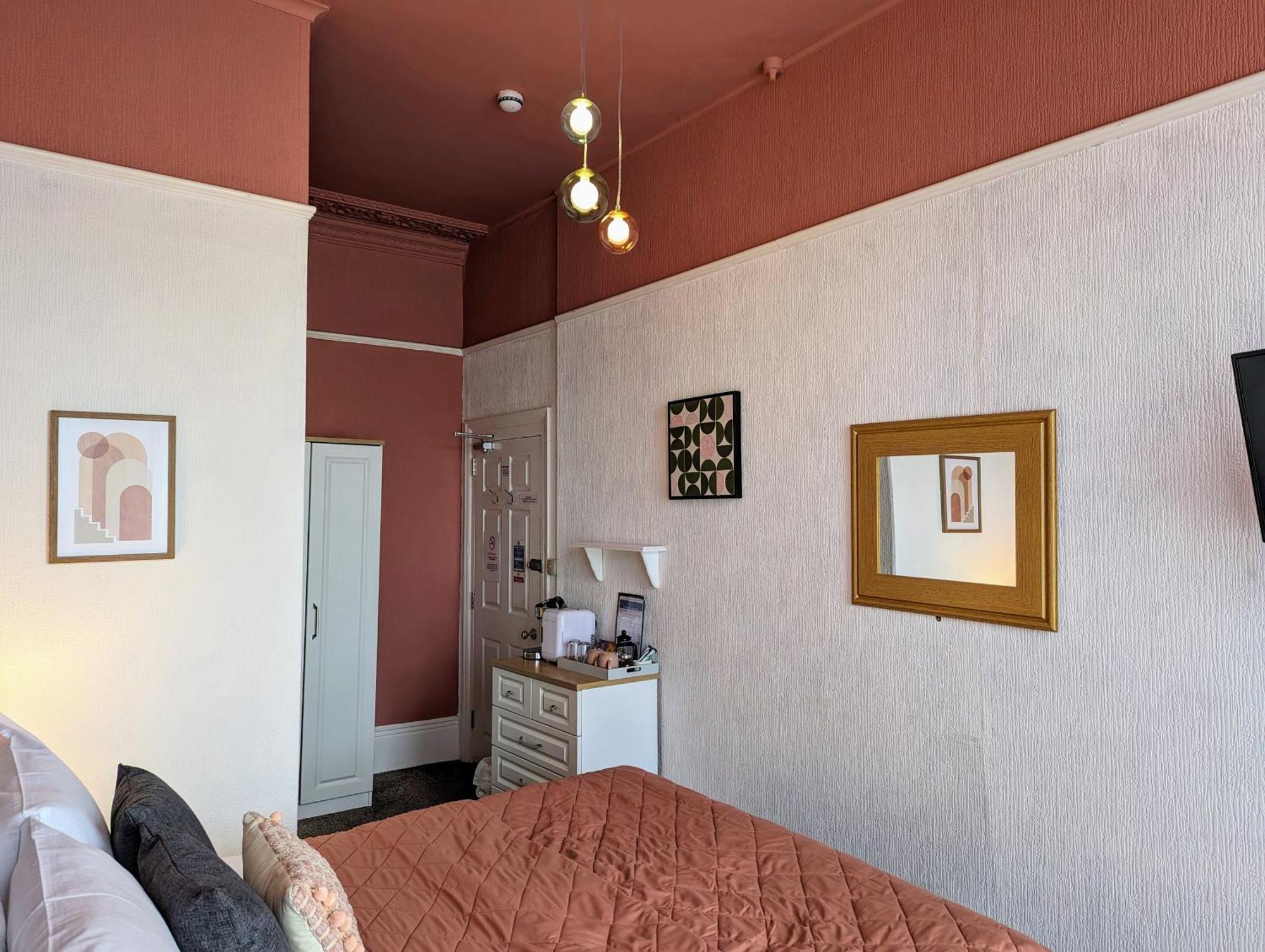 The Chesterfield, Torquay (Adults Only) Eksteriør billede
